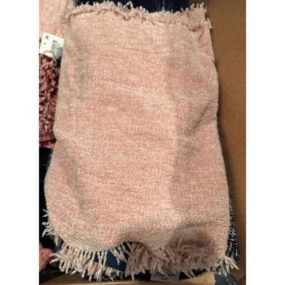 CHARTER Club Patterned Check Woven Chenille Wrap Scarf‎ Rose Pink One Size Nwt - Picture 1 of 1